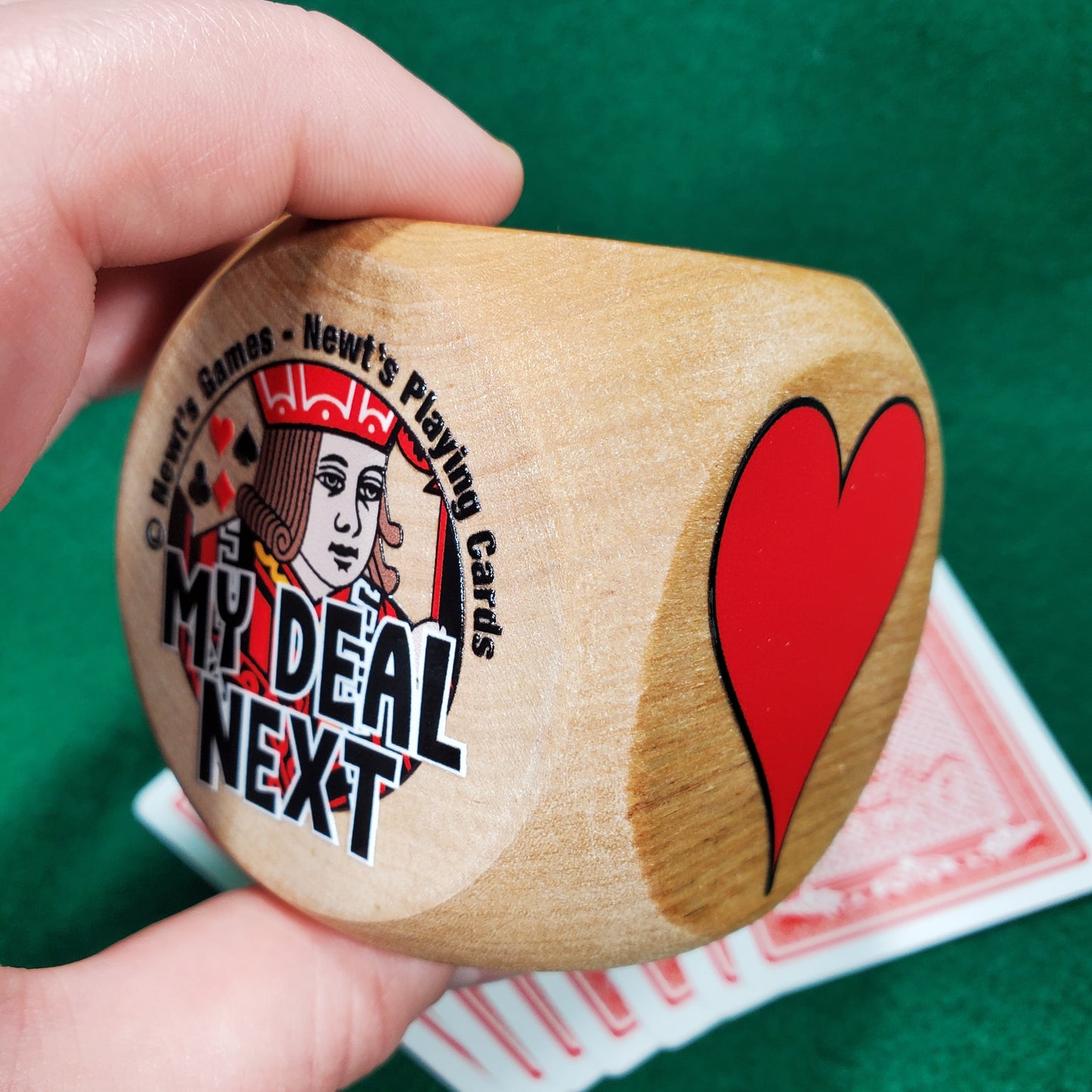 Maple Wood Trump Indicator: Original Trumpmendous suited marker for playing card games (2.5 inch)