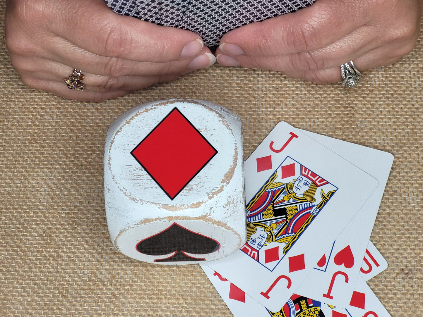 Maple Wood Trump Indicator: Original Trumpmendous suited marker for playing card games (2.5 inch)