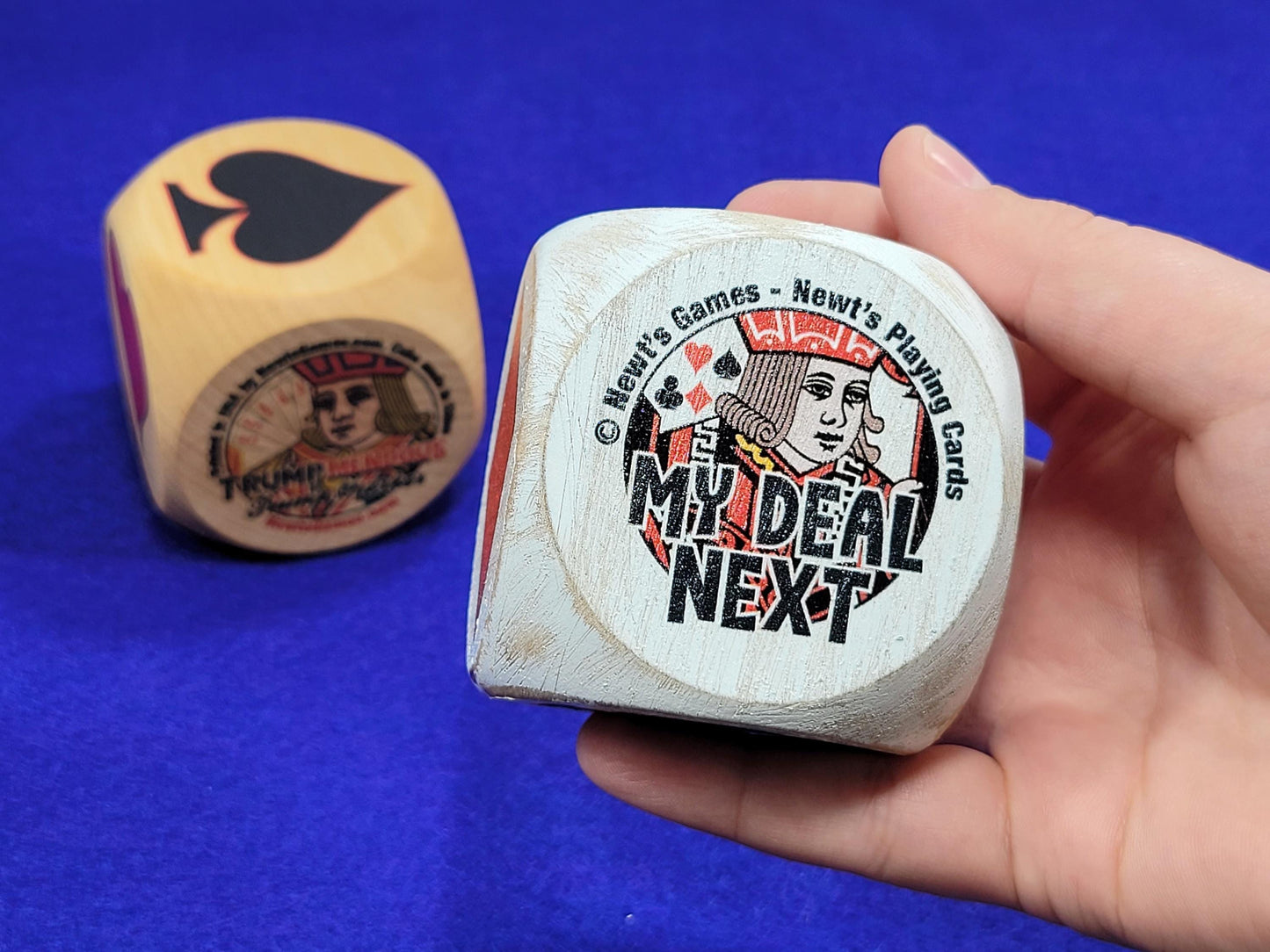 Maple Wood Trump Indicator: Original Trumpmendous suited marker for playing card games (2.5 inch)