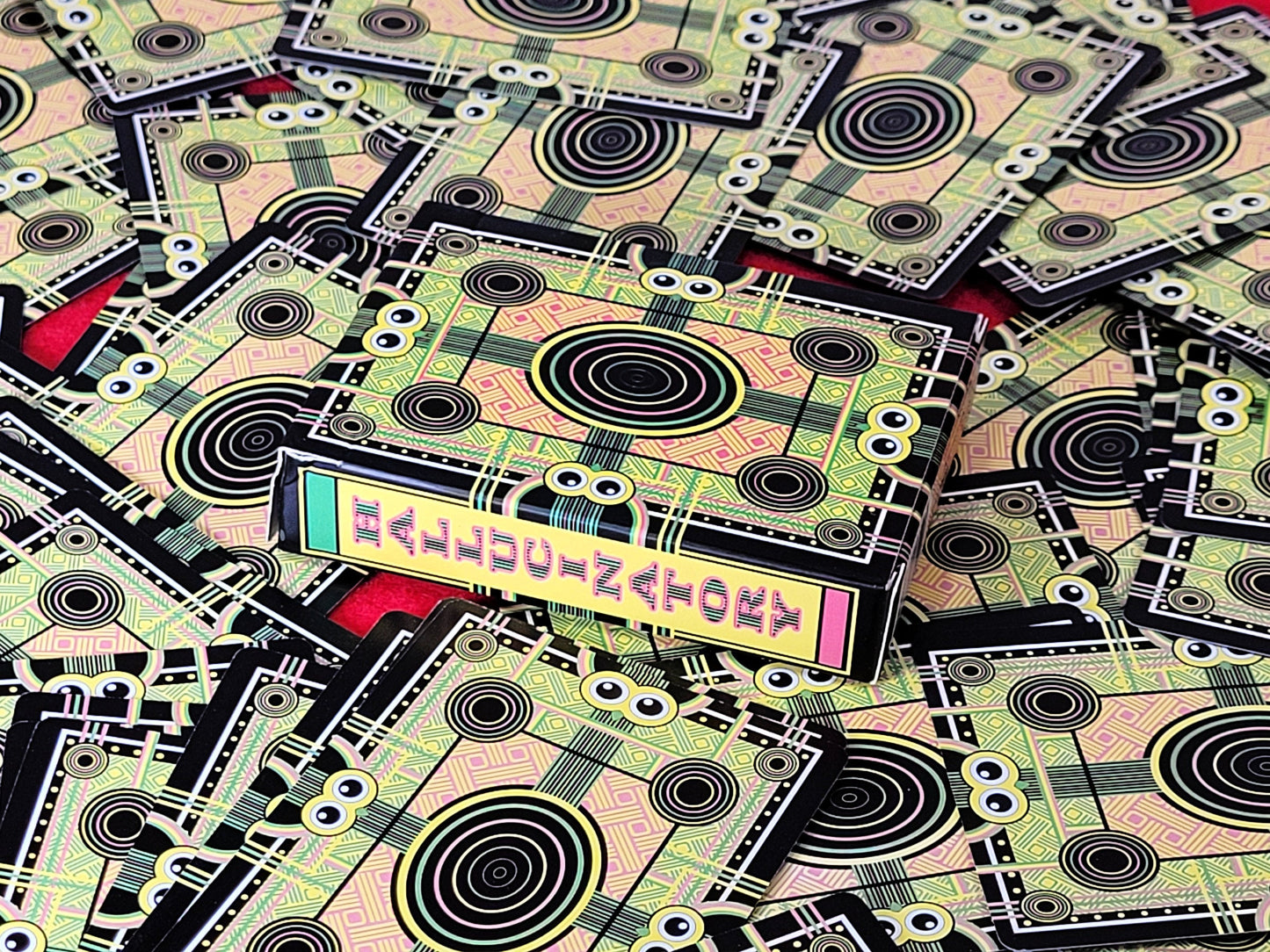 Hallucinatory Playing Cards: Psychedelic Standard Deck