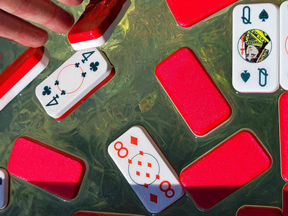 Floating Poker Dominoes: Lightweight travel domino cards that float
