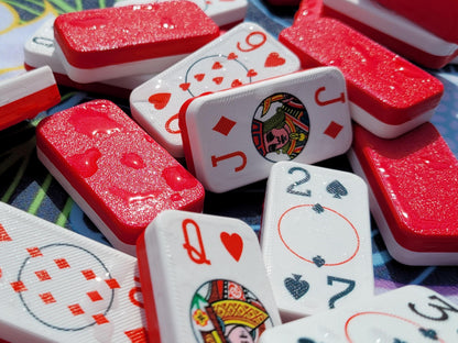 Floating Poker Dominoes: Lightweight travel domino cards that float