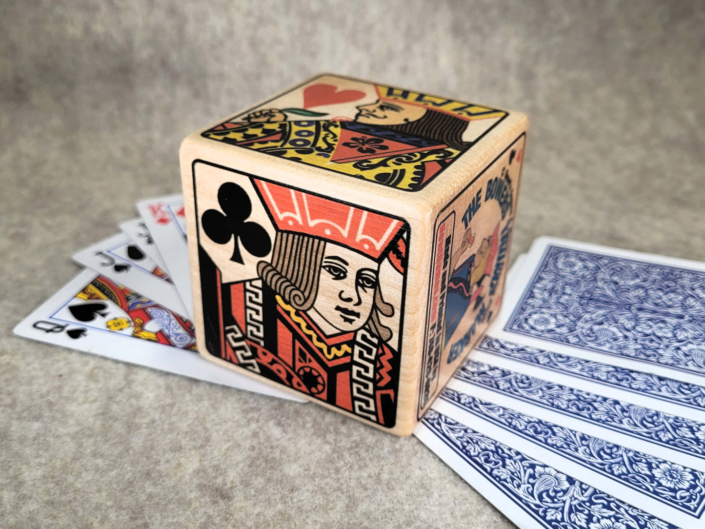 Suited Trump Marker: Deluxe Bowers Design, Wood Indicator for Card Games