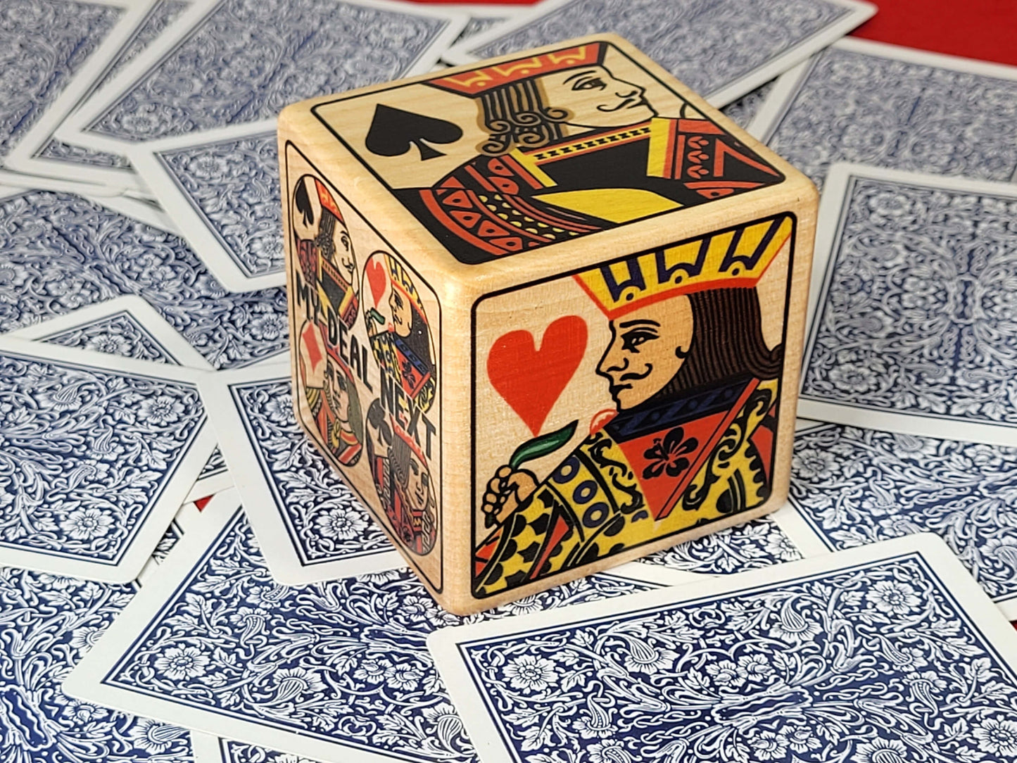 Suited Trump Marker: Deluxe Bowers Design, Wood Indicator for Card Games