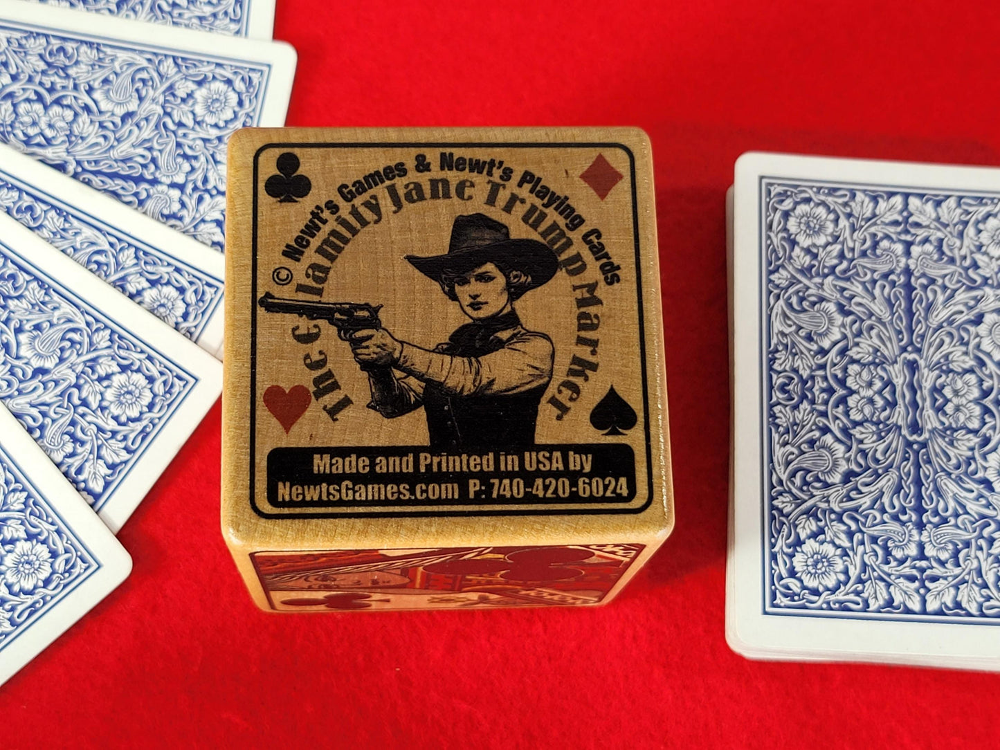 Calamity Jane Trump Marker: Queen Card Suits, Stained Wood Cube