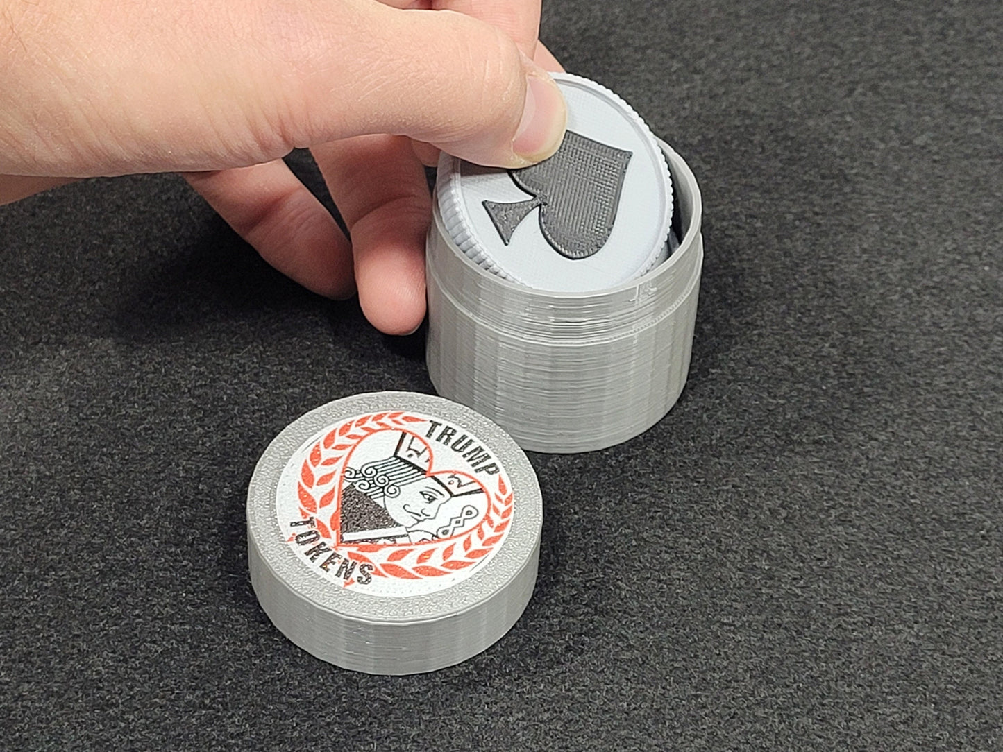 Suited Trump Marker Token Set: Plastic Card Games Indicator
