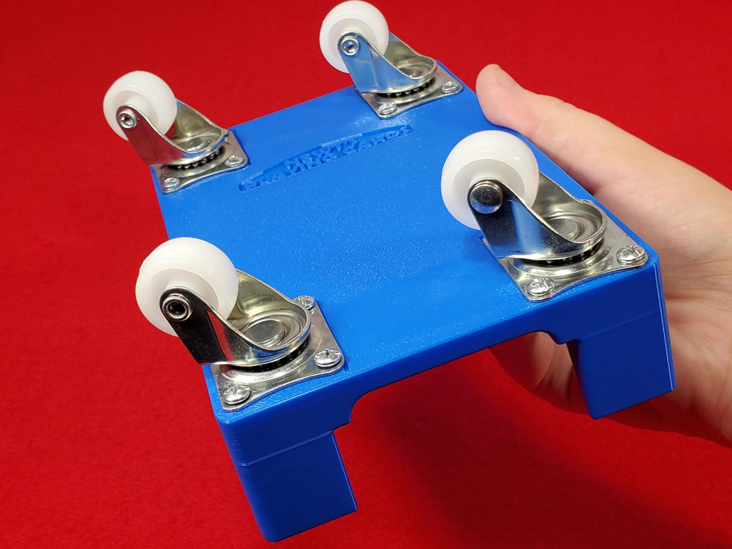 Gliding Playing Card Tray: Heavy duty wheels help it slide across surfaces for card games