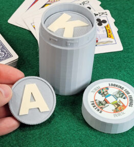 68d5a9f58fd2079887950f40.jpg Looking for Friends Plastic Token Set - AKA Finding Friends or Zhăo Péngyou (找朋友) card game