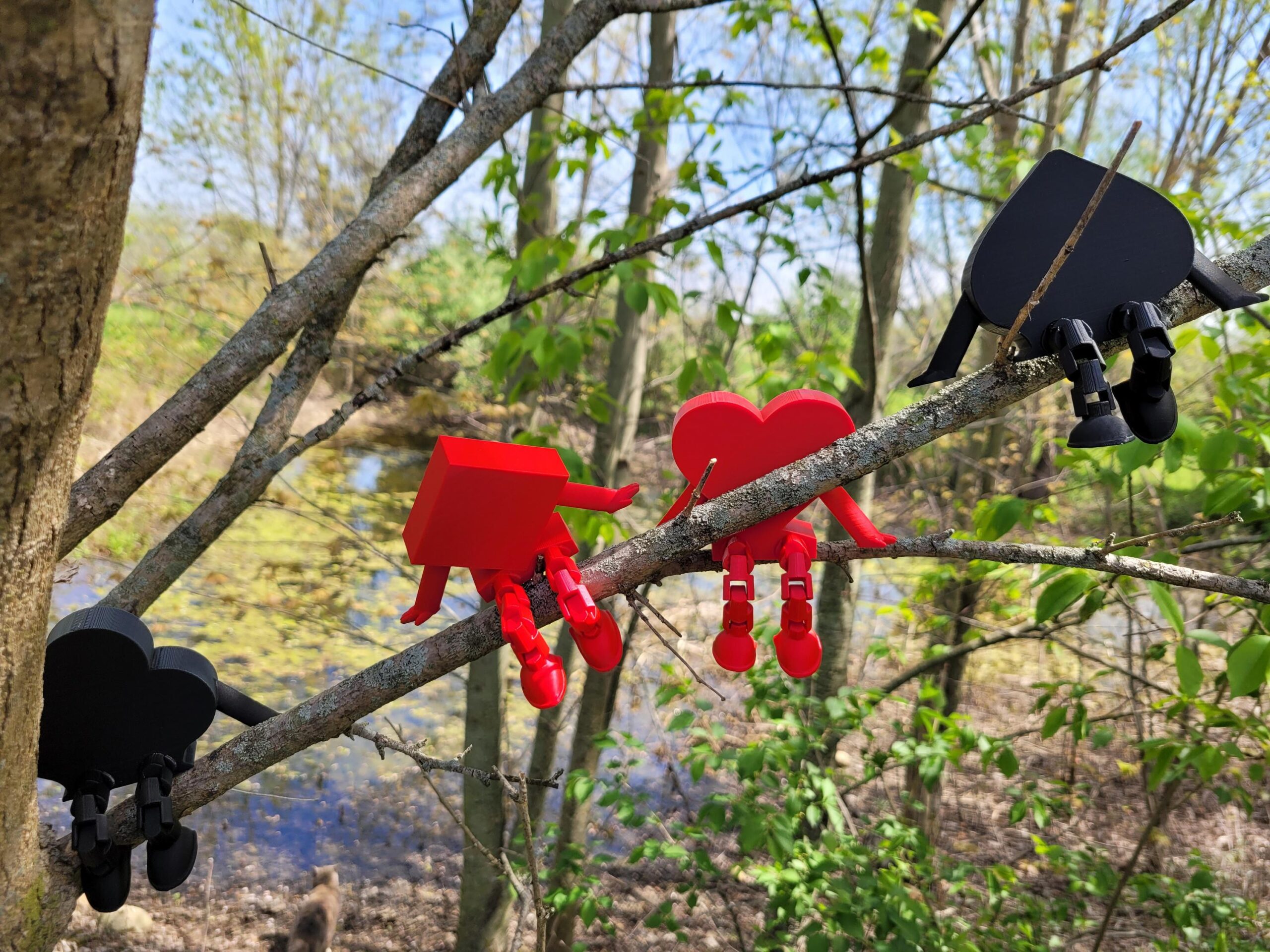 Articulated Playing Card Pip Figures: Desk Decor for Card Game Fans - Image 3