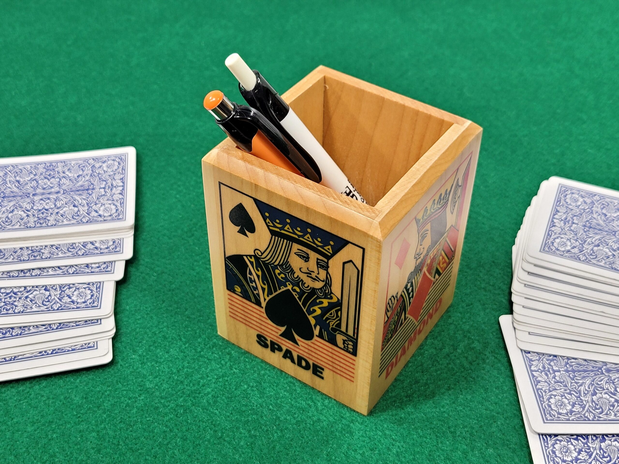 Personalized Card Player Pen and Pencil Holder: Maple Wood Card Game Desk Decor - Image 4