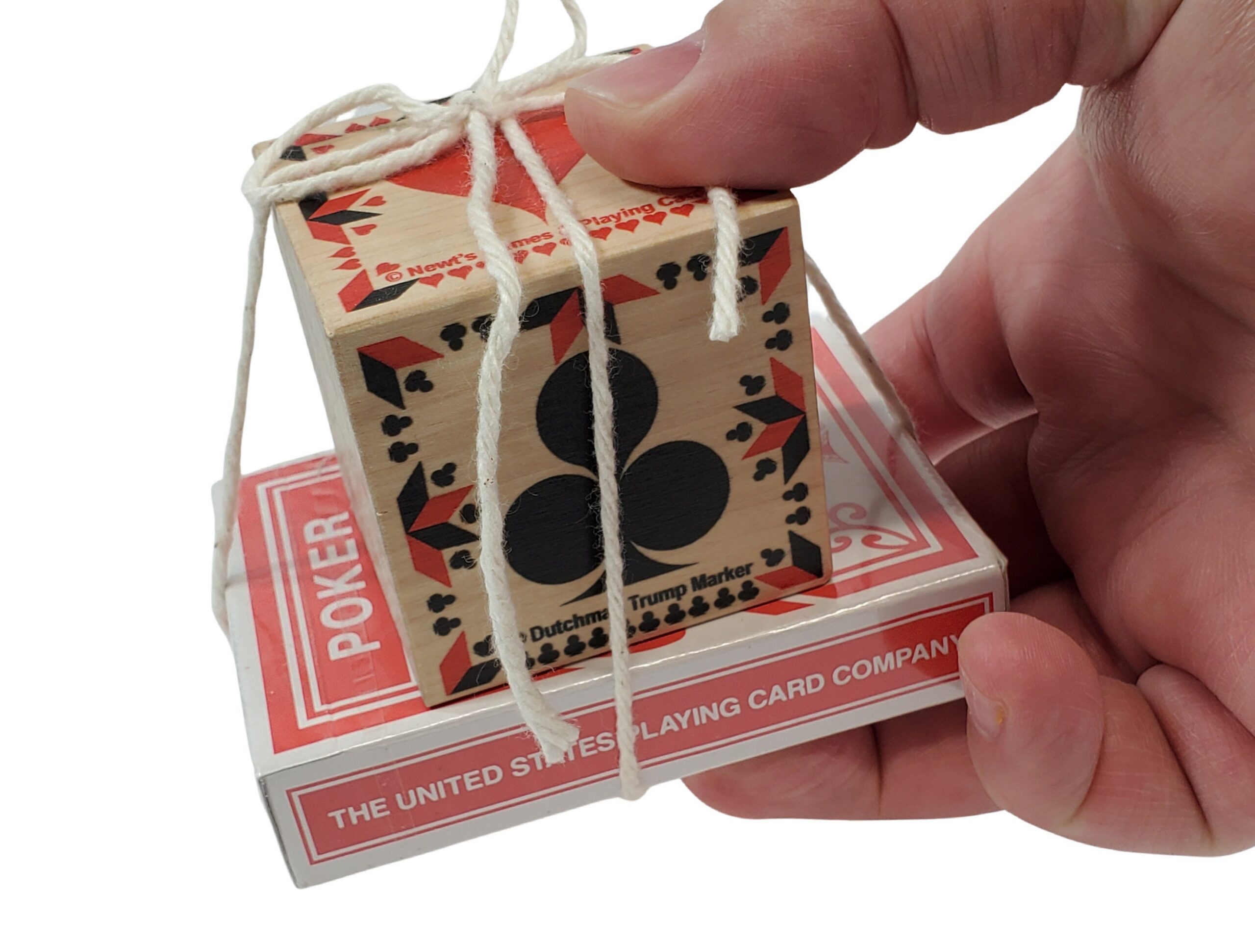 Customizable Trump Marker Set: Dutchman Design, Wooden Cube & Playing Cards - Image 6